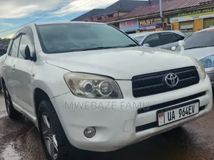 Toyota RAV4 2008 White