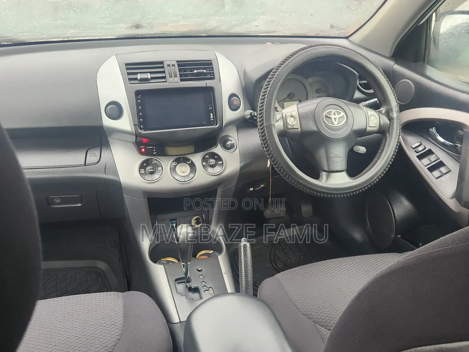 Toyota RAV4 2008 White