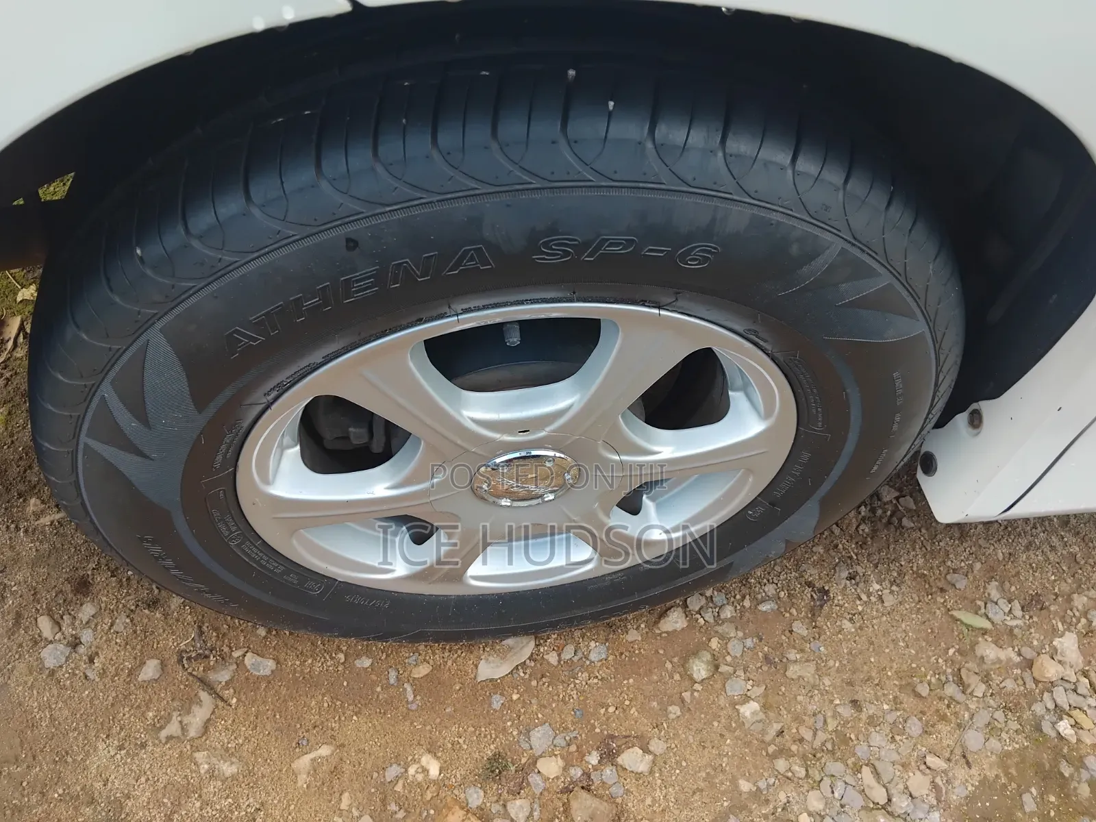 Toyota Noah 2013 White
