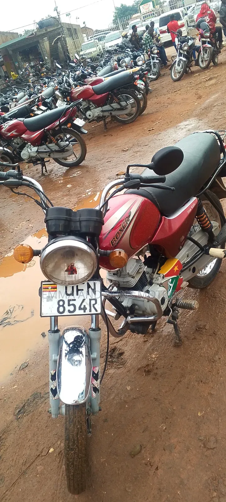 Bajaj Boxer 100 2022 Red