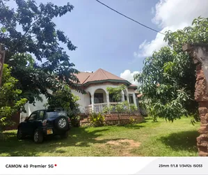 Furnished 4bdrm Bungalow in Kyanja, Central Division for sale