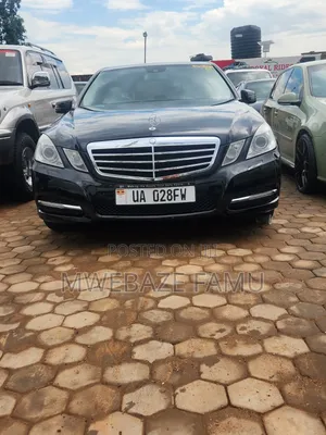 Mercedes-Benz E300 2010 Black