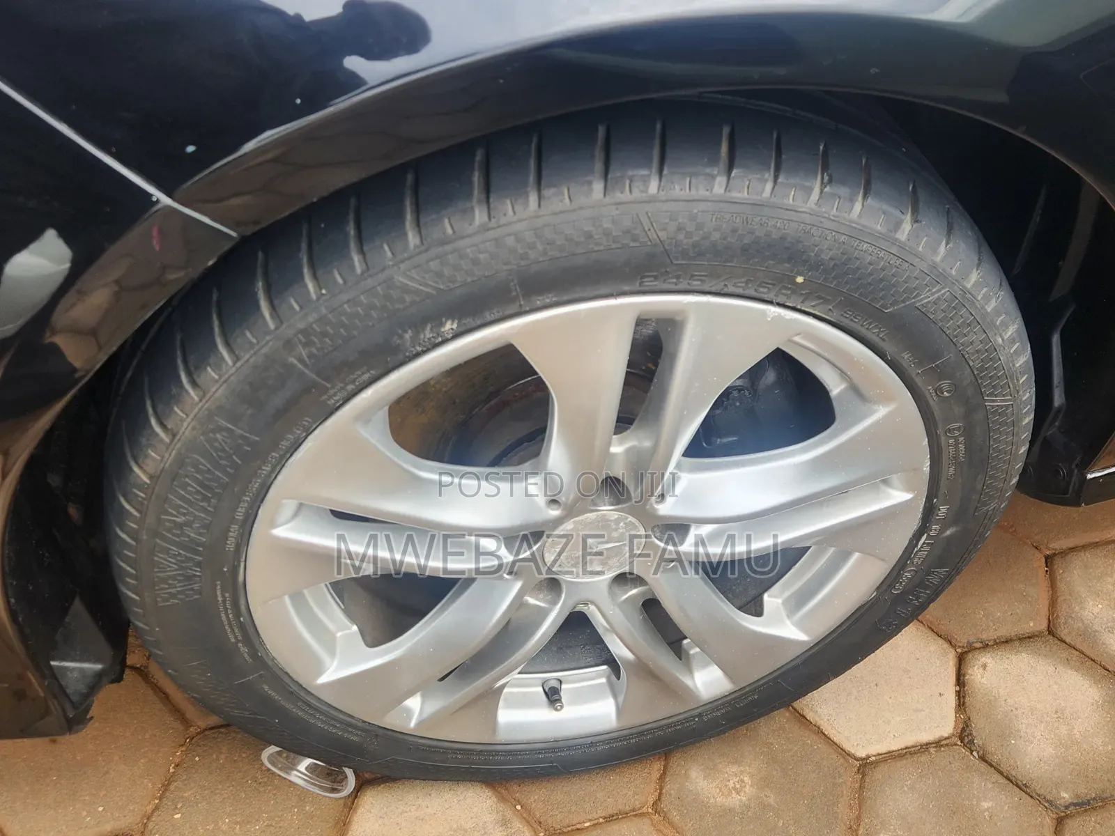 Mercedes-Benz E300 2010 Black