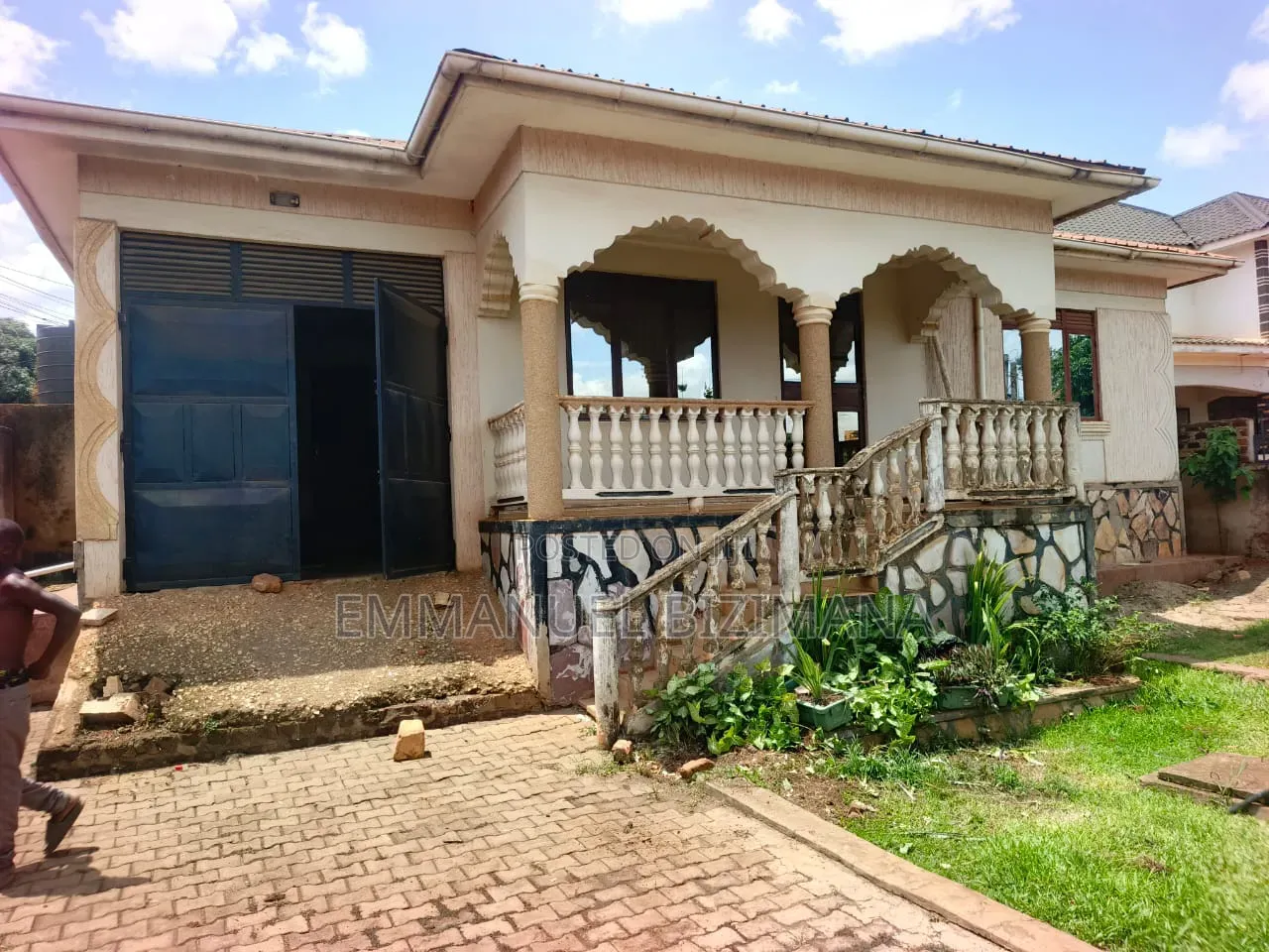 Furnished 3bdrm Bungalow in Kira, Central Division for sale