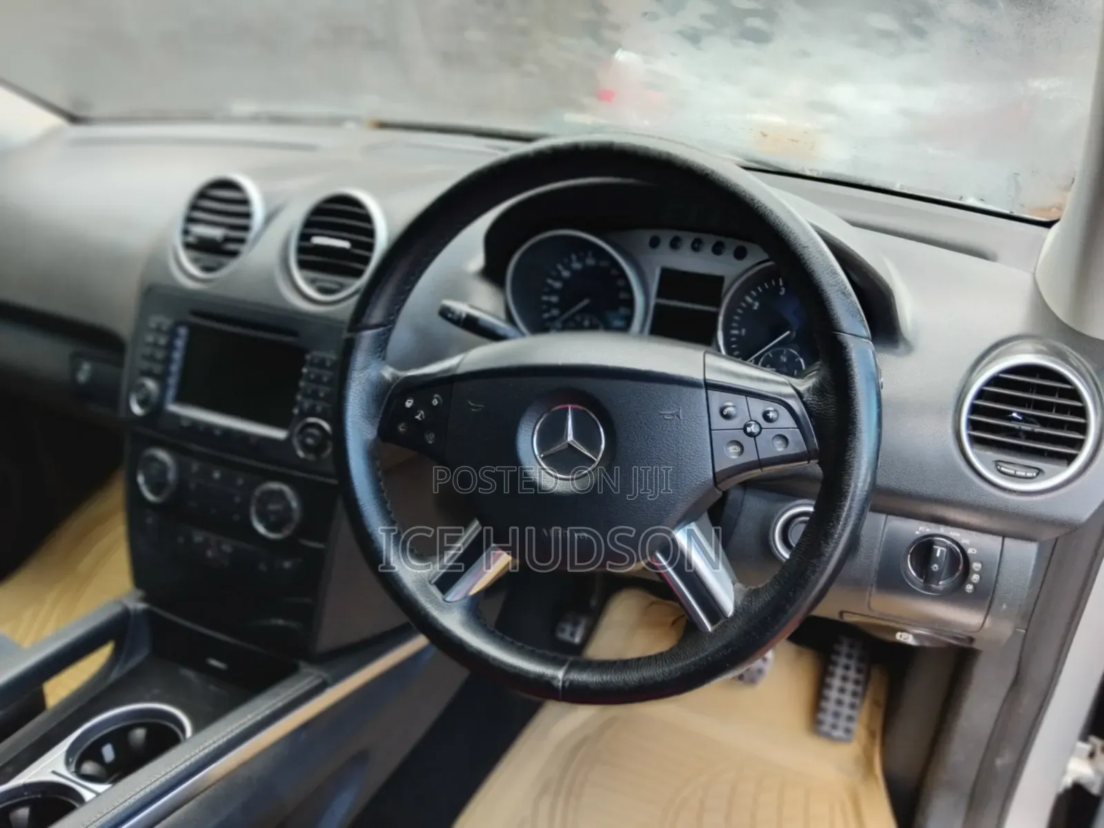 Mercedes-Benz M Class 2009 Silver