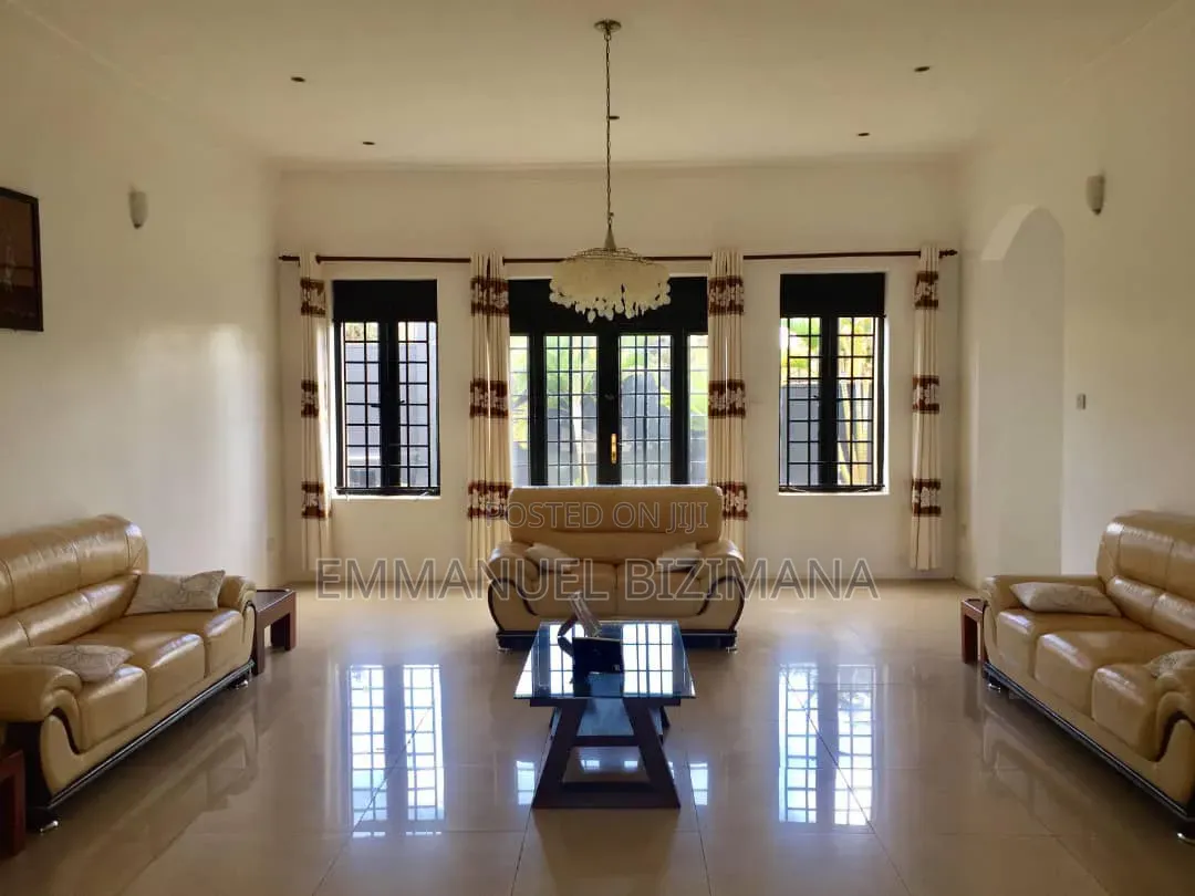 Furnished 5bdrm Bungalow in Mengo, Central Division for sale