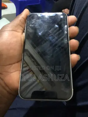 Apple iPhone XR 64 GB White
