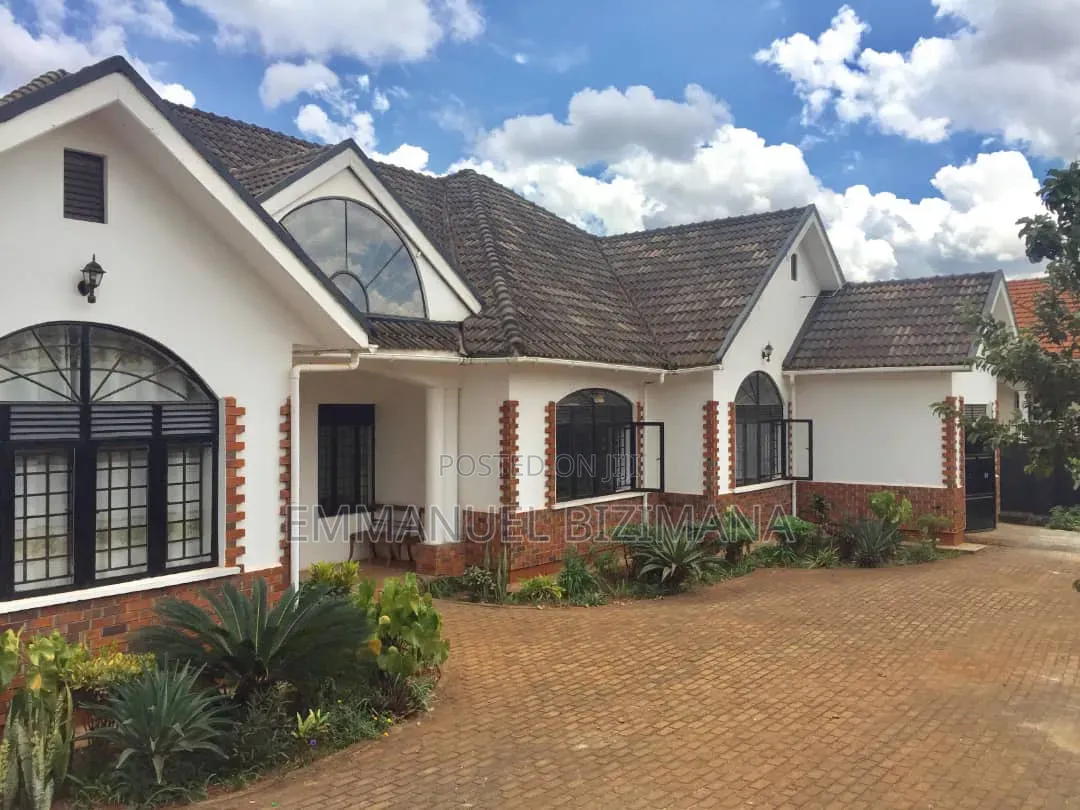 Furnished 5bdrm Bungalow in Mengo, Central Division for sale