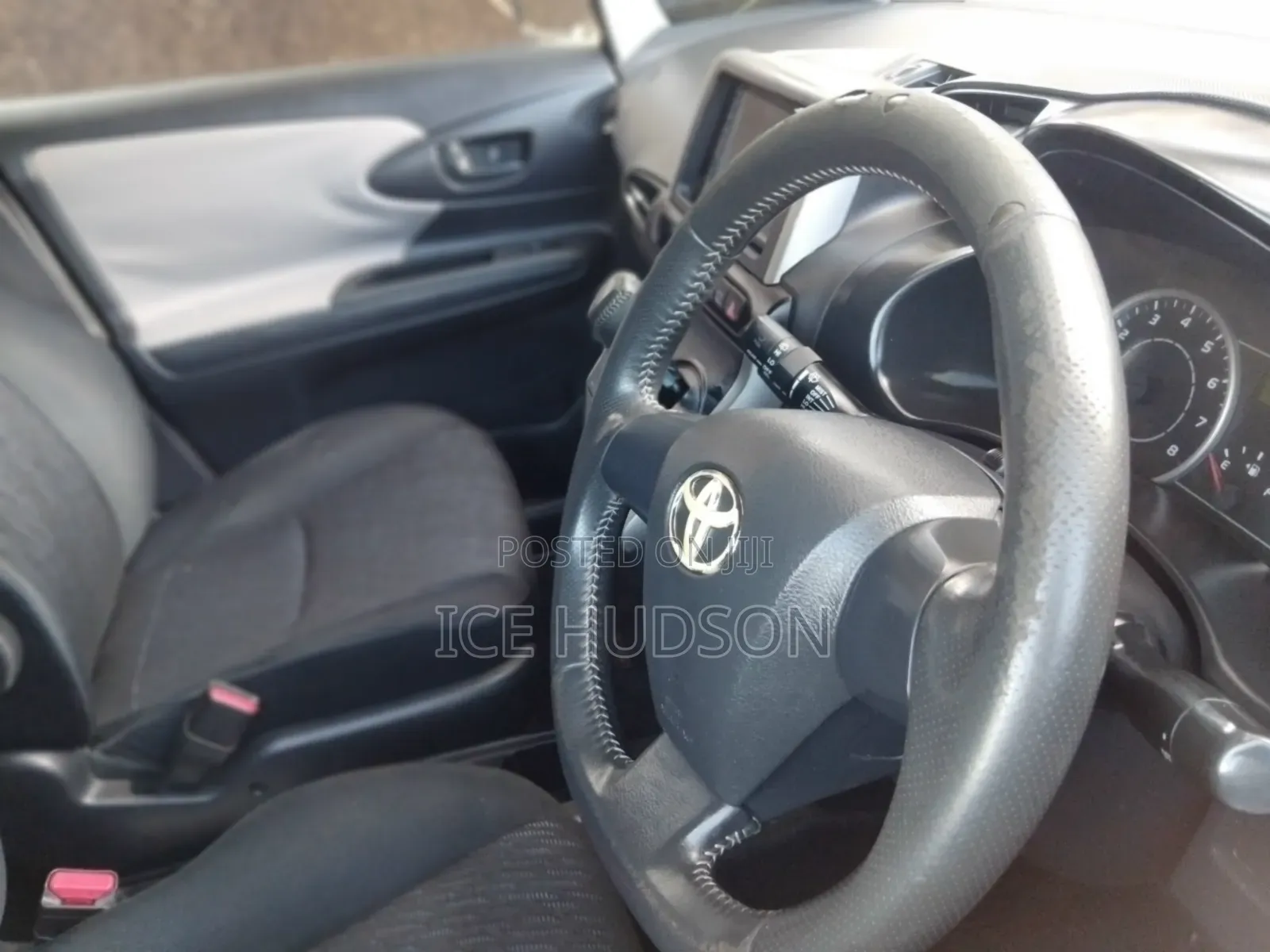 Toyota Wish 2010 Silver