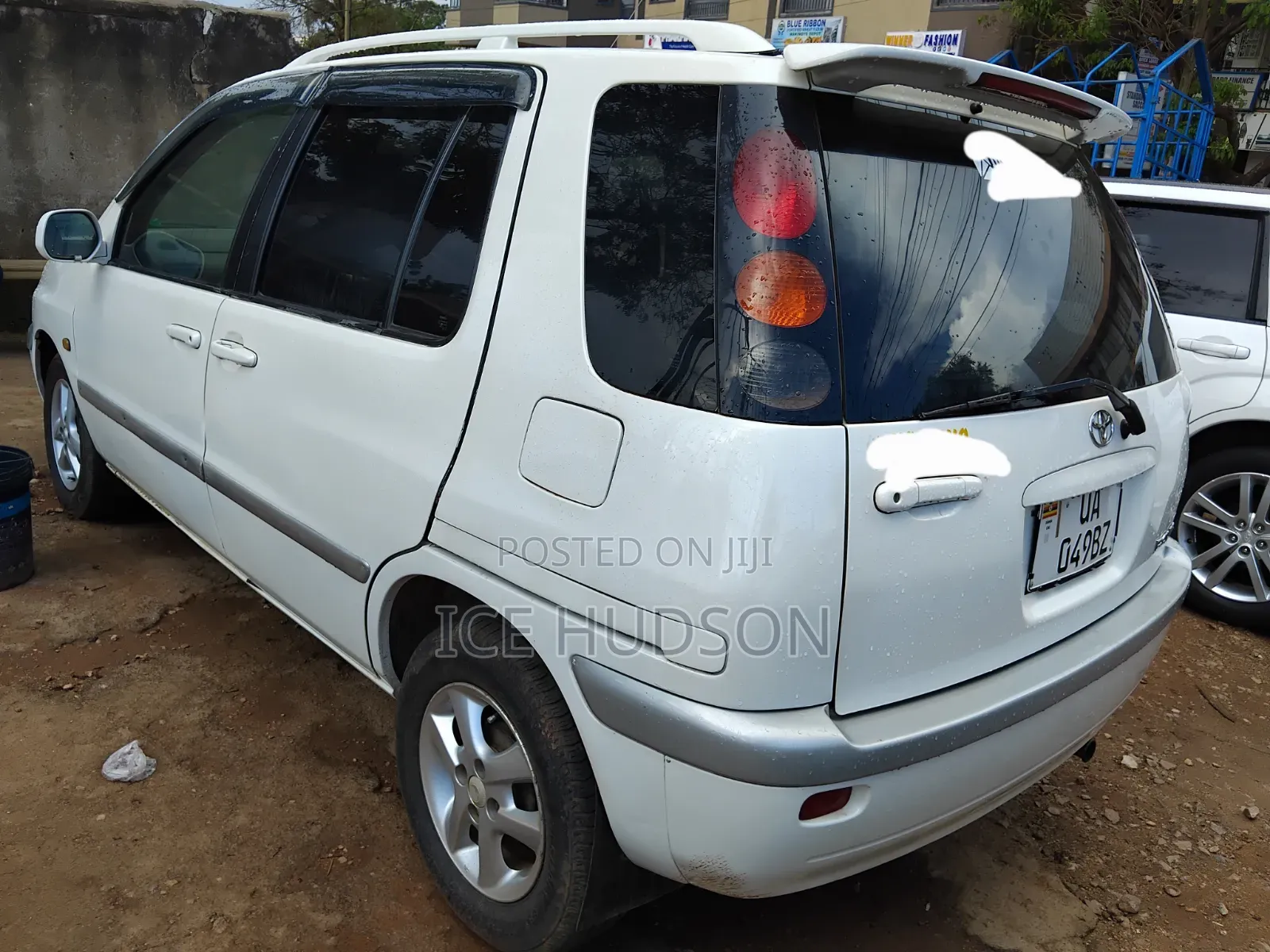 Toyota Raum 2003 White