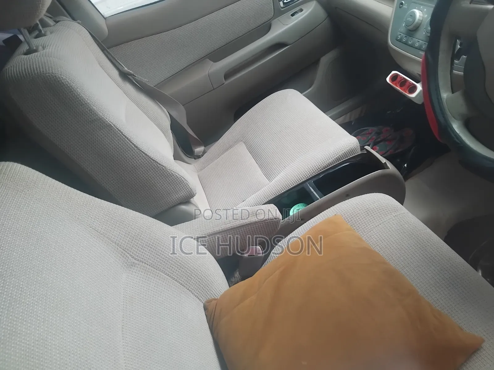 Toyota Raum 2007 Silver