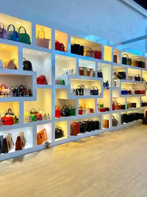 Boutiques, Shops and Shelves Installation and Set-Up Services