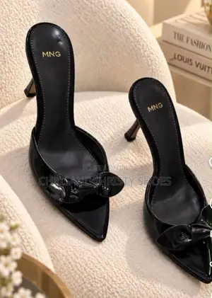 Ladies Bow Pointed Mule Heels
