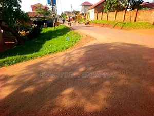 46 Decimals Makerere on Quick Sale