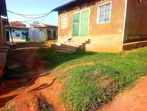 46 Decimals Makerere on Quick Sale