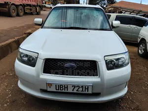 Subaru Forester 2004 White