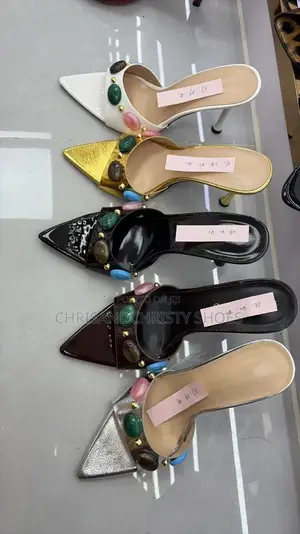 Ladies Bow Pointed Mule Heels