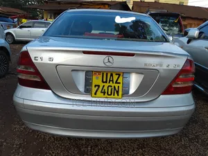 Mercedes-Benz C180 2004 Silver