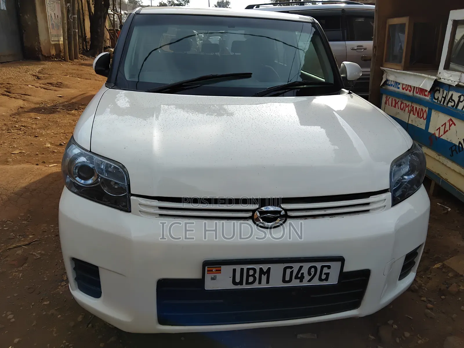 Toyota Corolla Rumion 2010 White