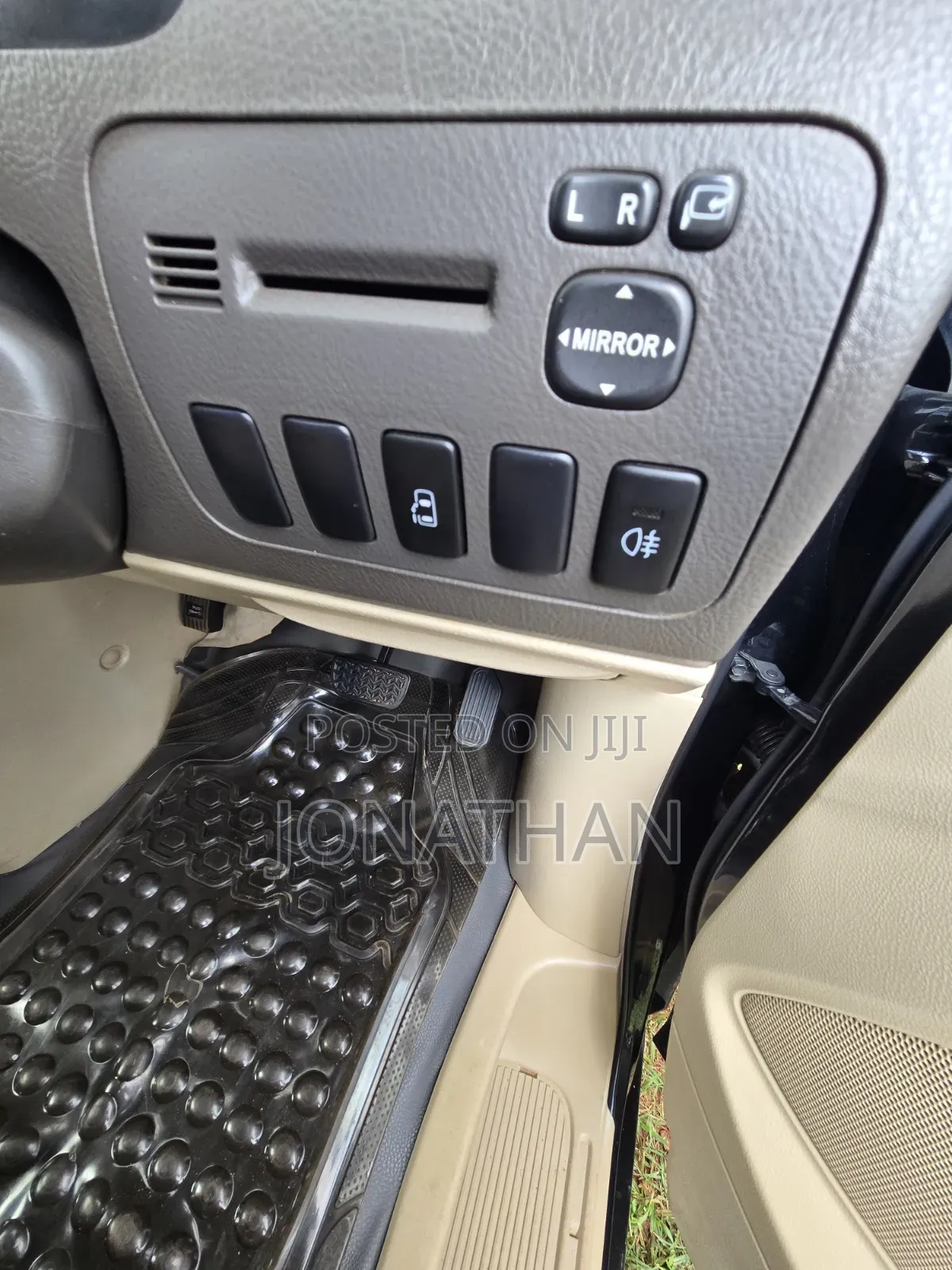 Toyota Alphard 2.4 Petrol AWD 2007 Black
