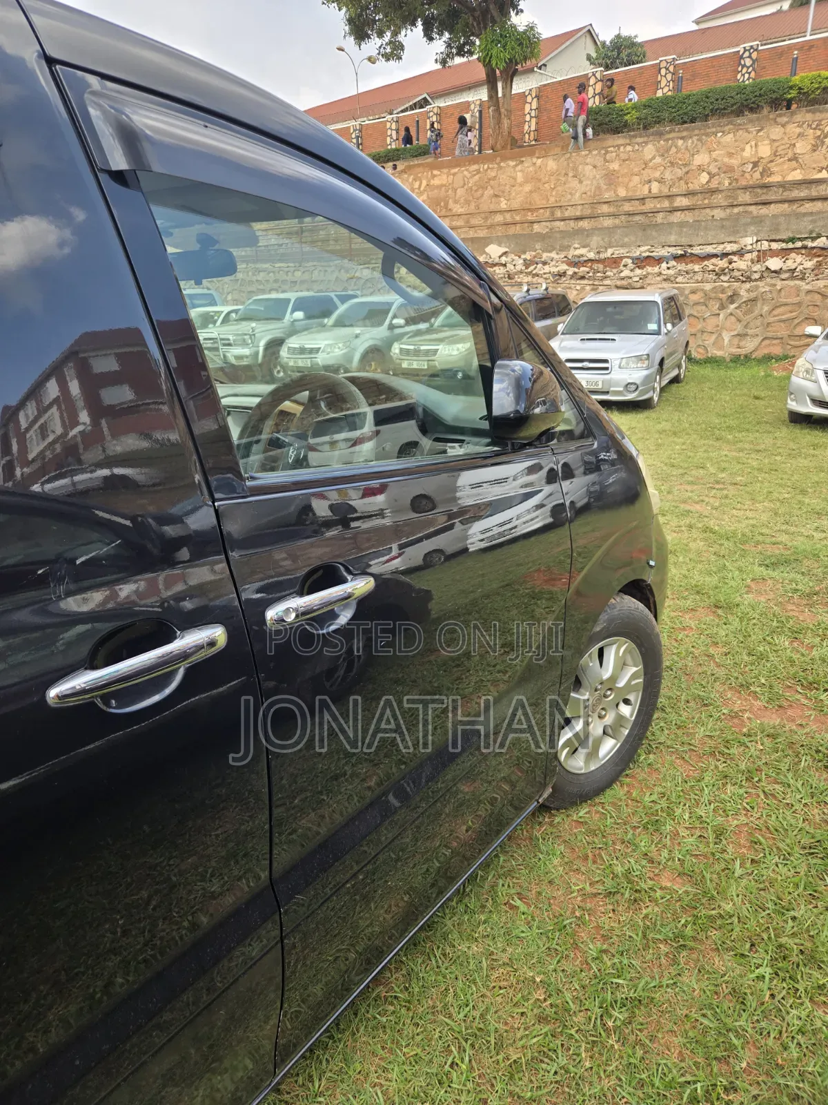 Toyota Alphard 2.4 Petrol AWD 2007 Black