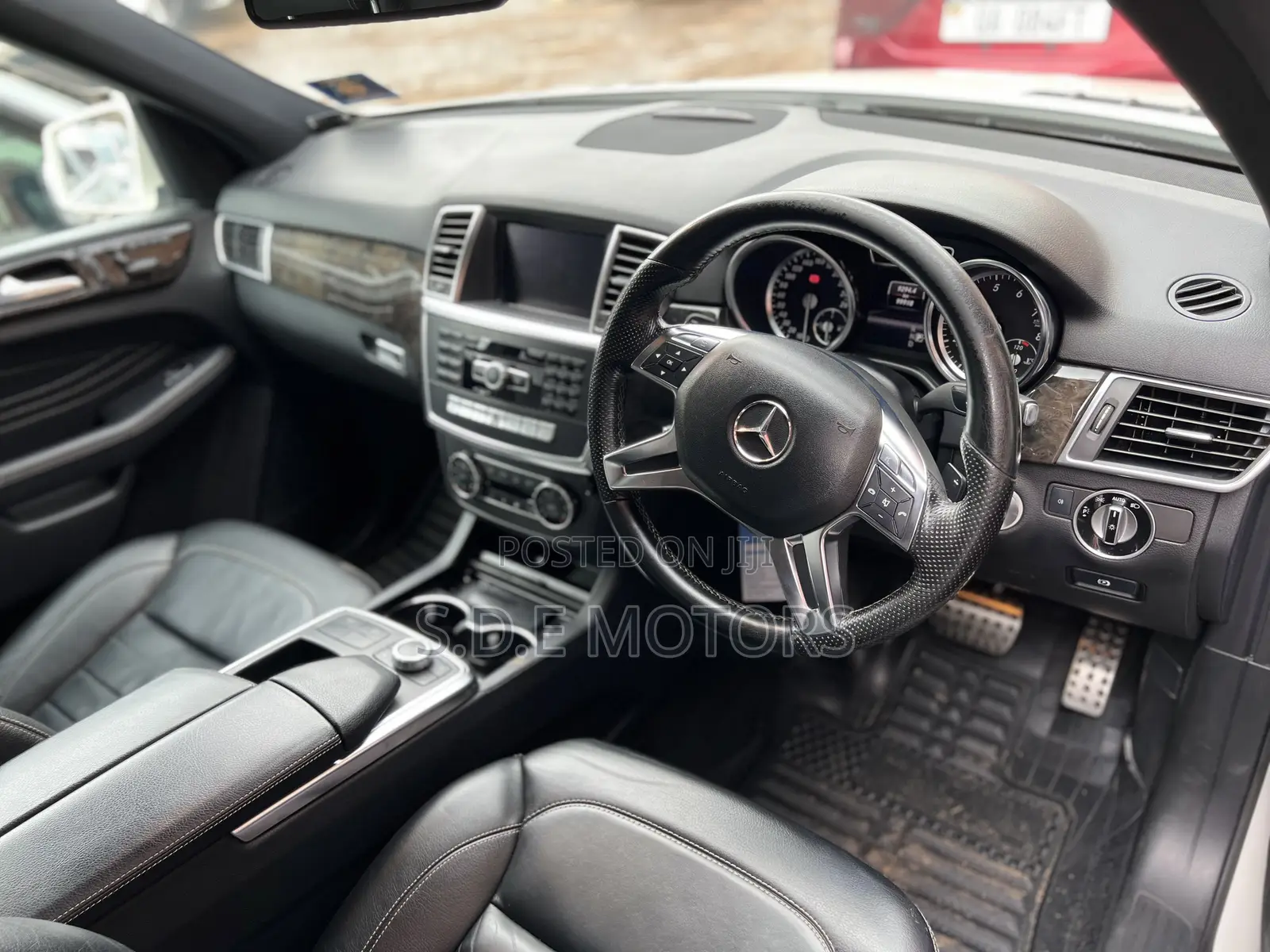 Mercedes-Benz M Class ML350 4MATIC 4dr SUV AWD (3.5L 6cyl 7A) 2014