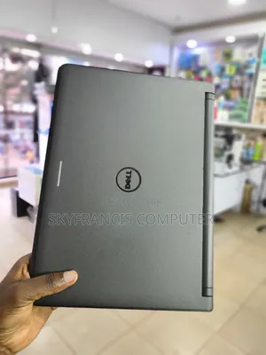 Laptop Dell Latitude 3340 8GB Intel Core i3 HDD 500GB
