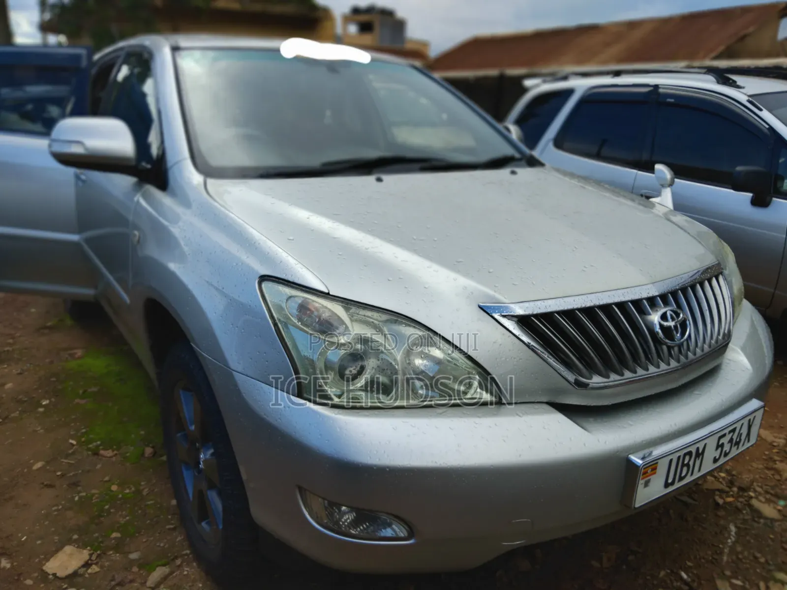 Toyota Harrier 2010 Silver