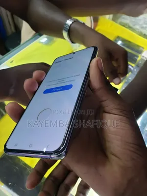 Samsung Galaxy S20 128 GB Gray