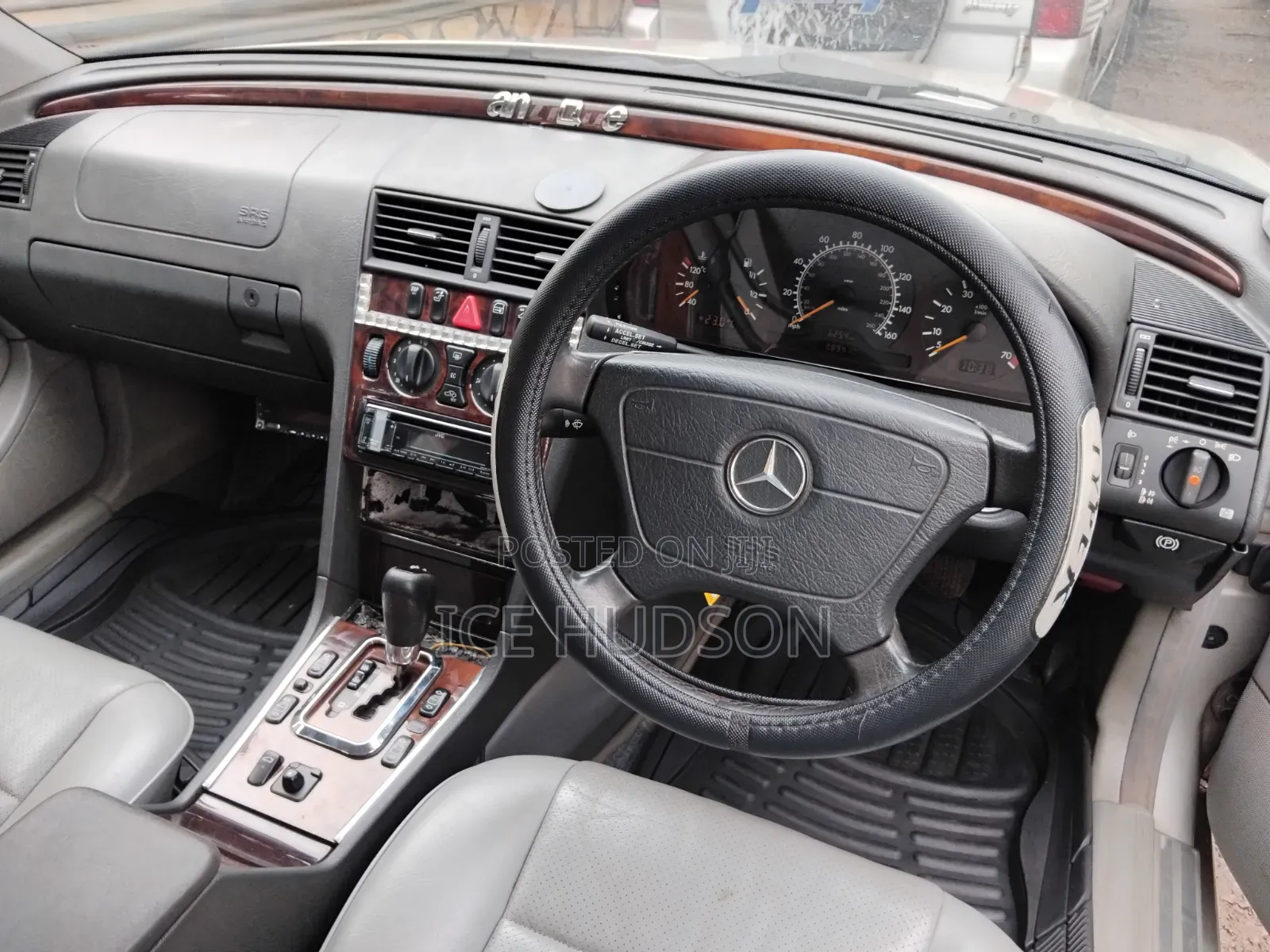 Mercedes-Benz C-Class 2000 Silver