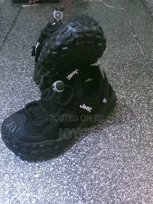 Second Hand Shoes Cal