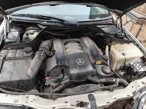 Mercedes-Benz C-Class 2000 Silver