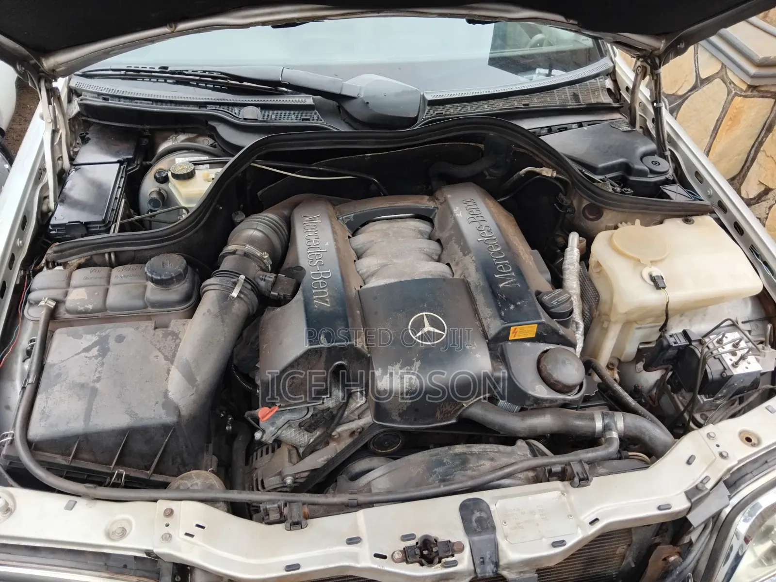 Mercedes-Benz C-Class 2000 Silver