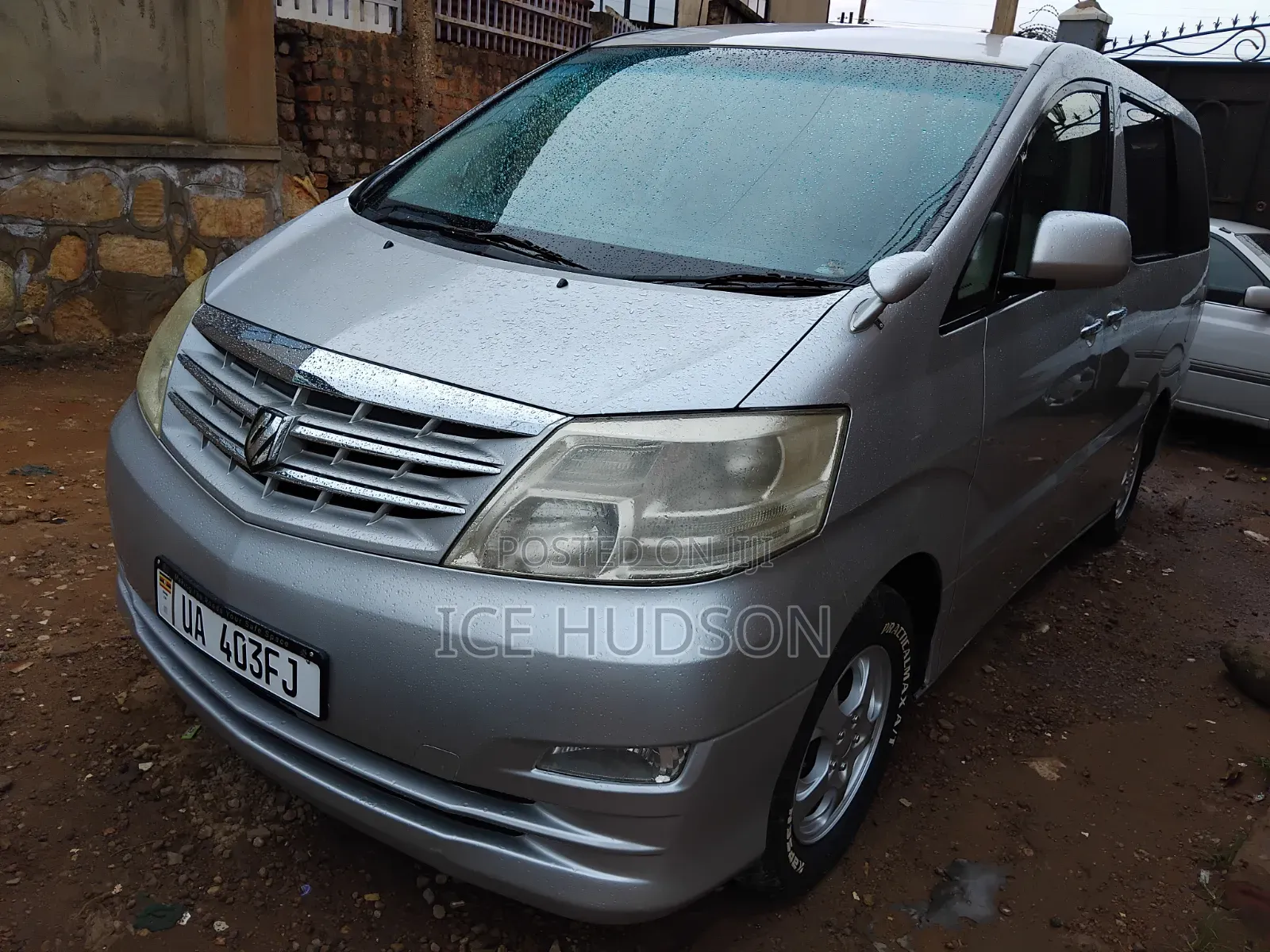 Toyota Alphard 2006 Silver