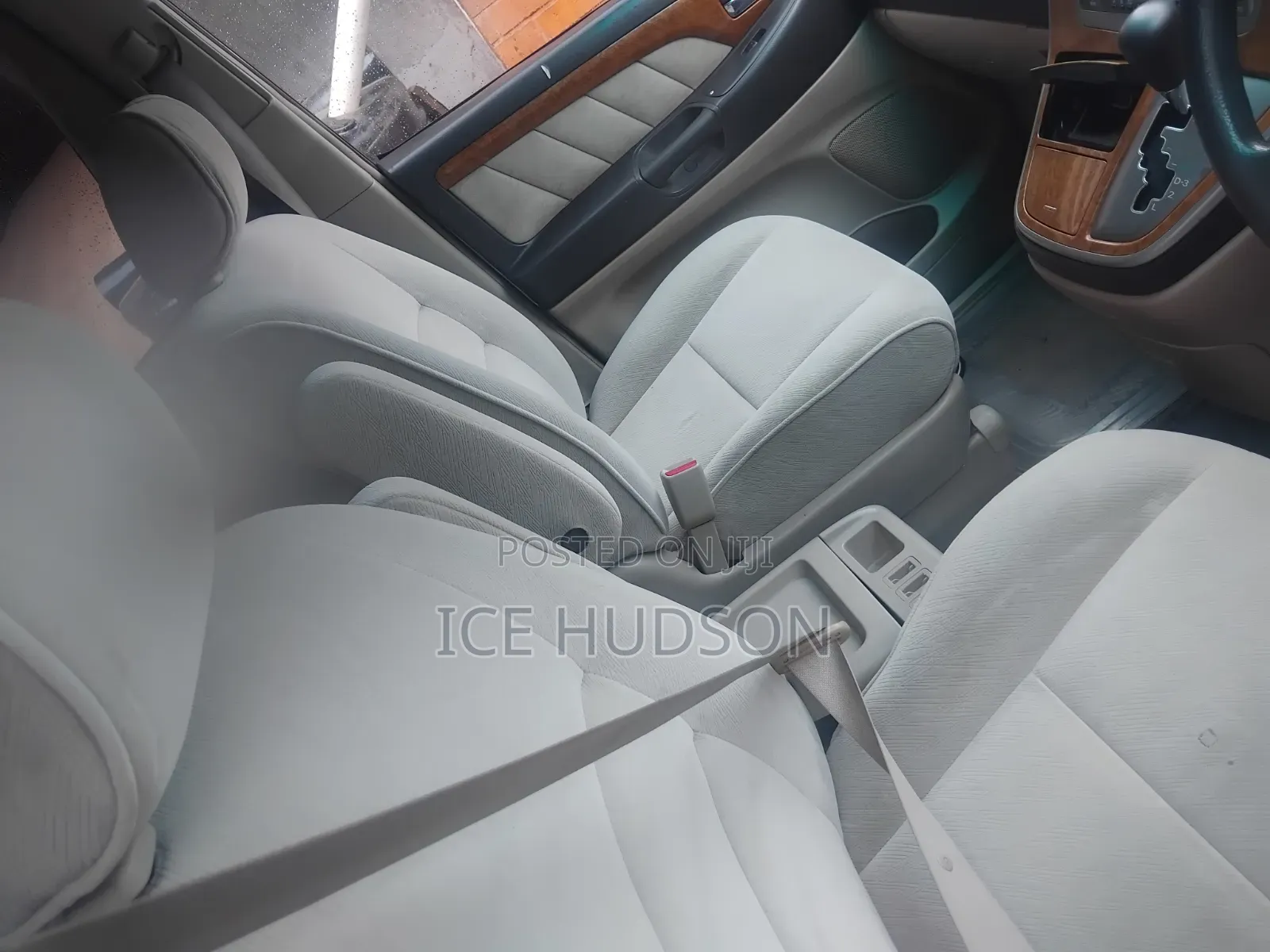 Toyota Alphard 2006 Silver
