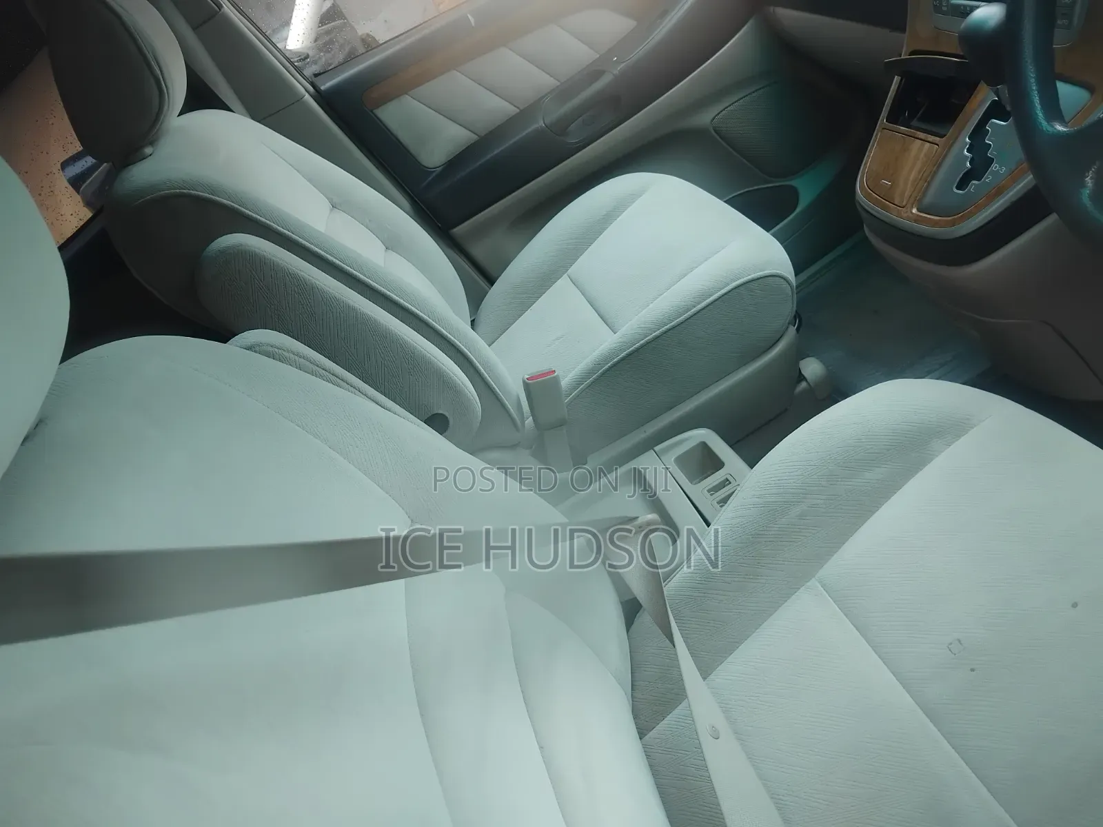 Toyota Alphard 2006 Silver