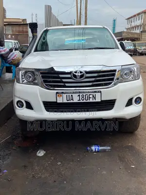 Toyota Hilux 2016 White