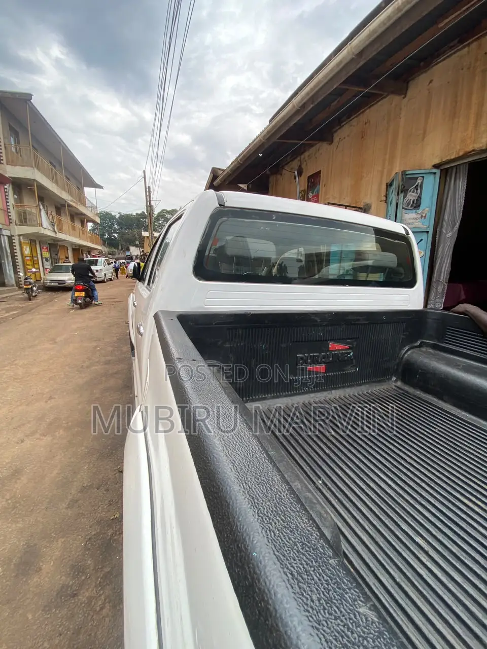 Toyota Hilux 2016 White