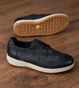 Men’s Classic CAT Business-Casual Derby Shoes