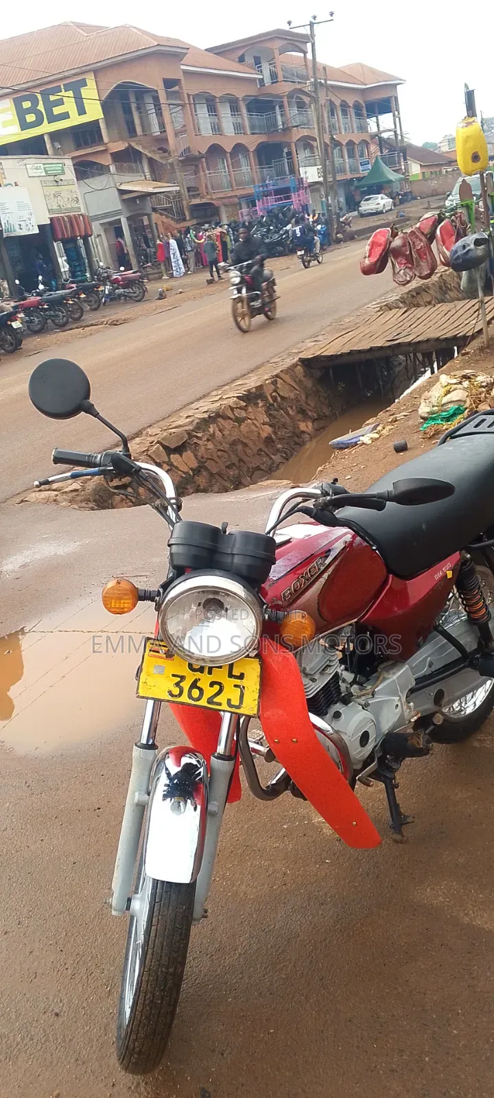 Bajaj Boxer 100 2022 Red
