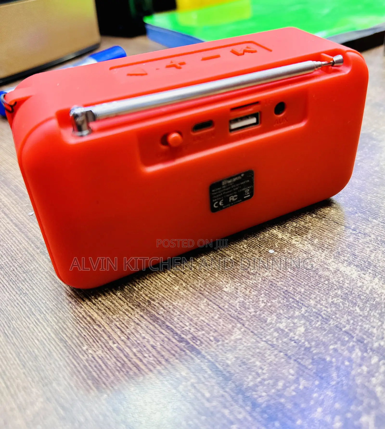 Bluetooth Speaker With AUX
