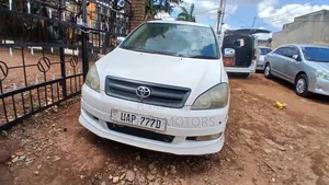 Toyota Ipsum 2003 White