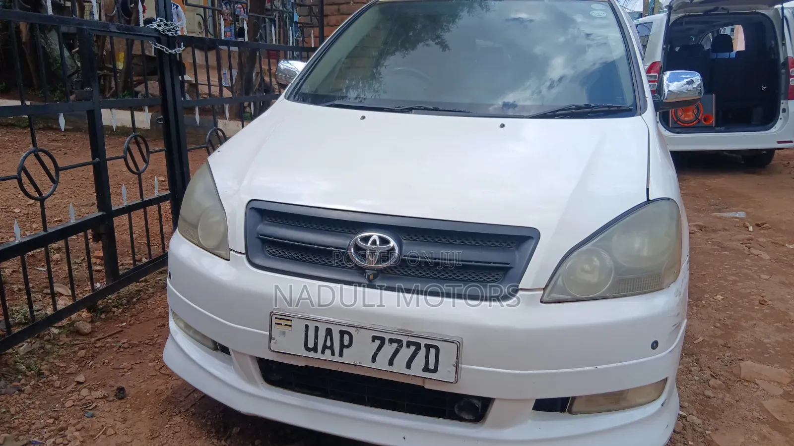 Toyota Ipsum 2003 White