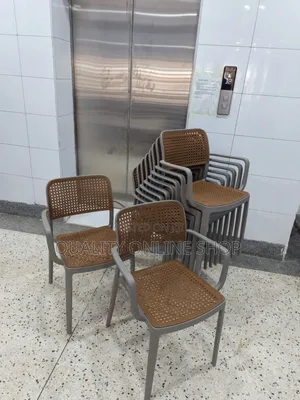 1pcs Restaurant Plastic Chairs Plastic Chairs
