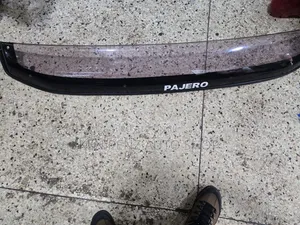 Mitsubishi Pajero Bonnet Hood and Windshield Protector