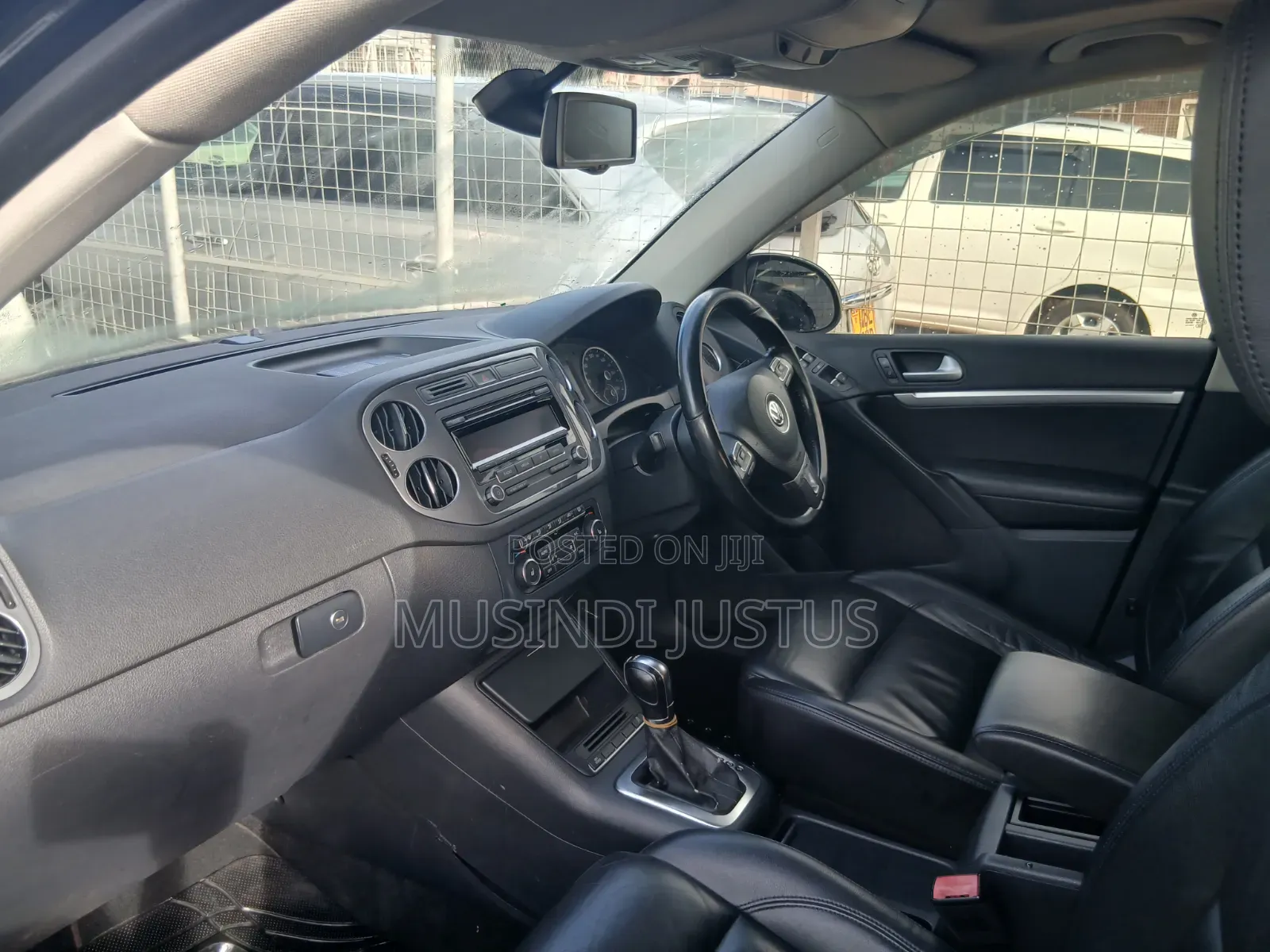 Volkswagen Tiguan 2010 Blue