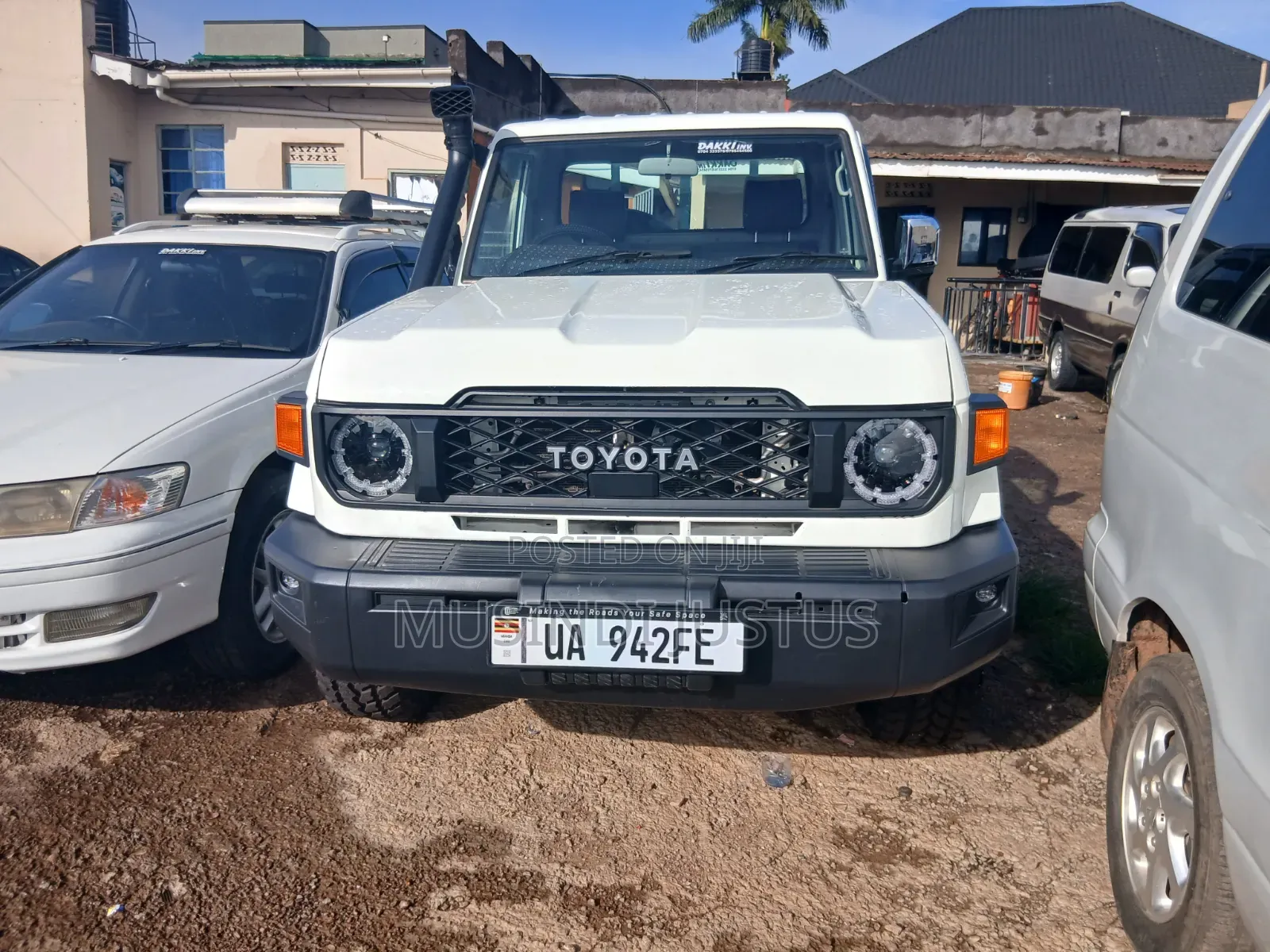 Toyota Land Cruiser 2009 White