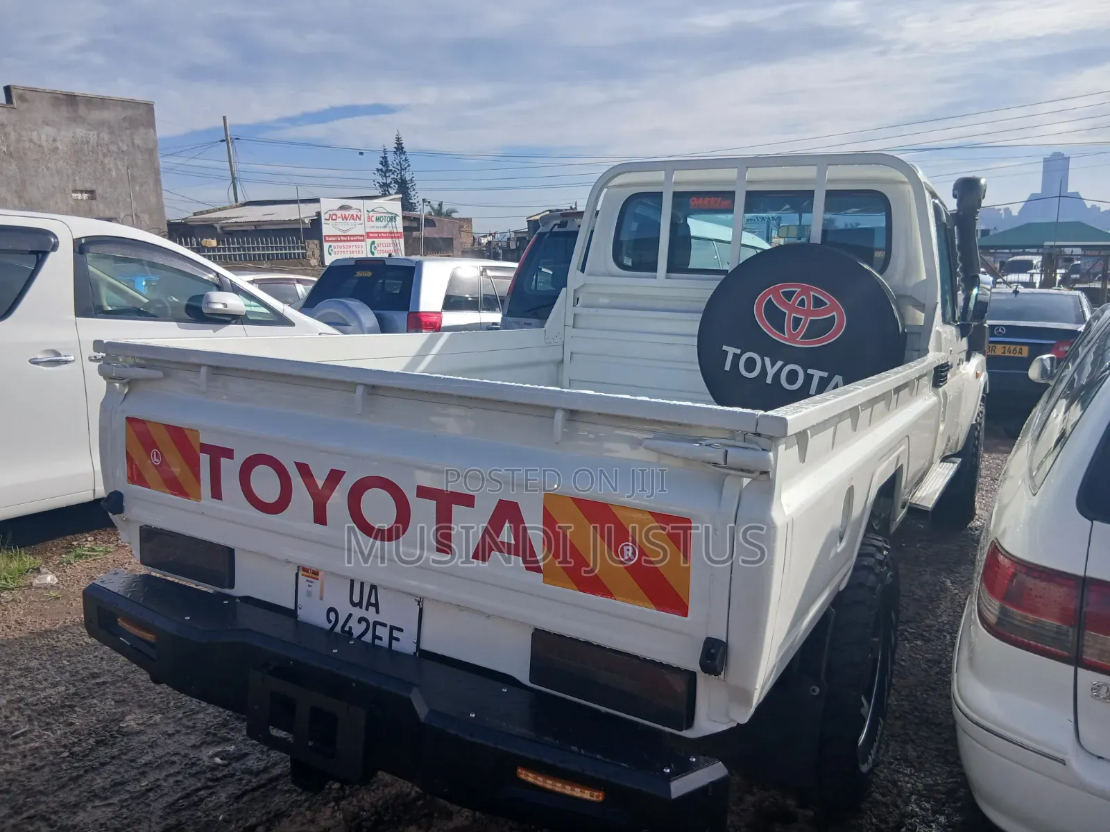 Toyota Land Cruiser 2009 White