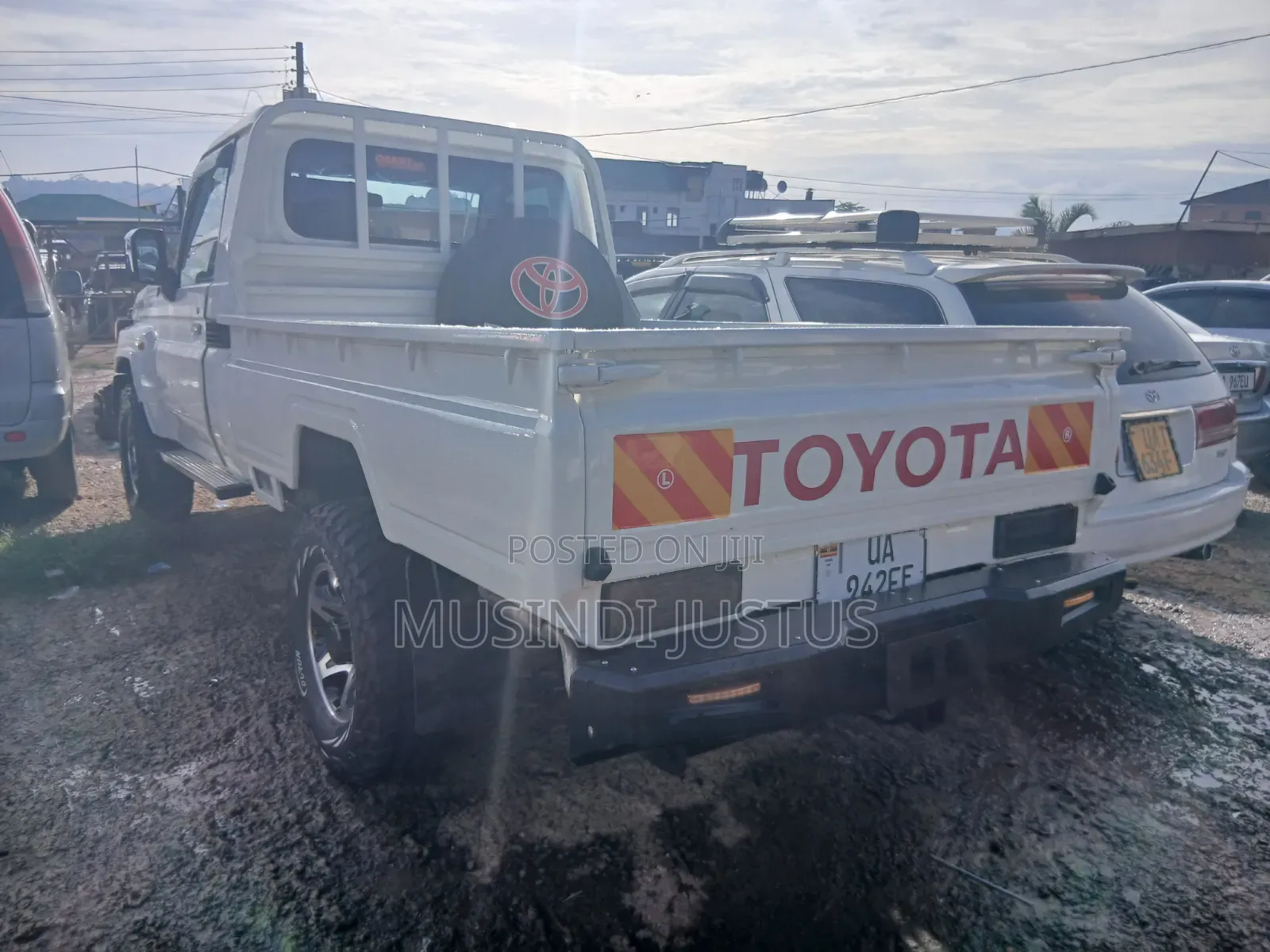 Toyota Land Cruiser 2009 White