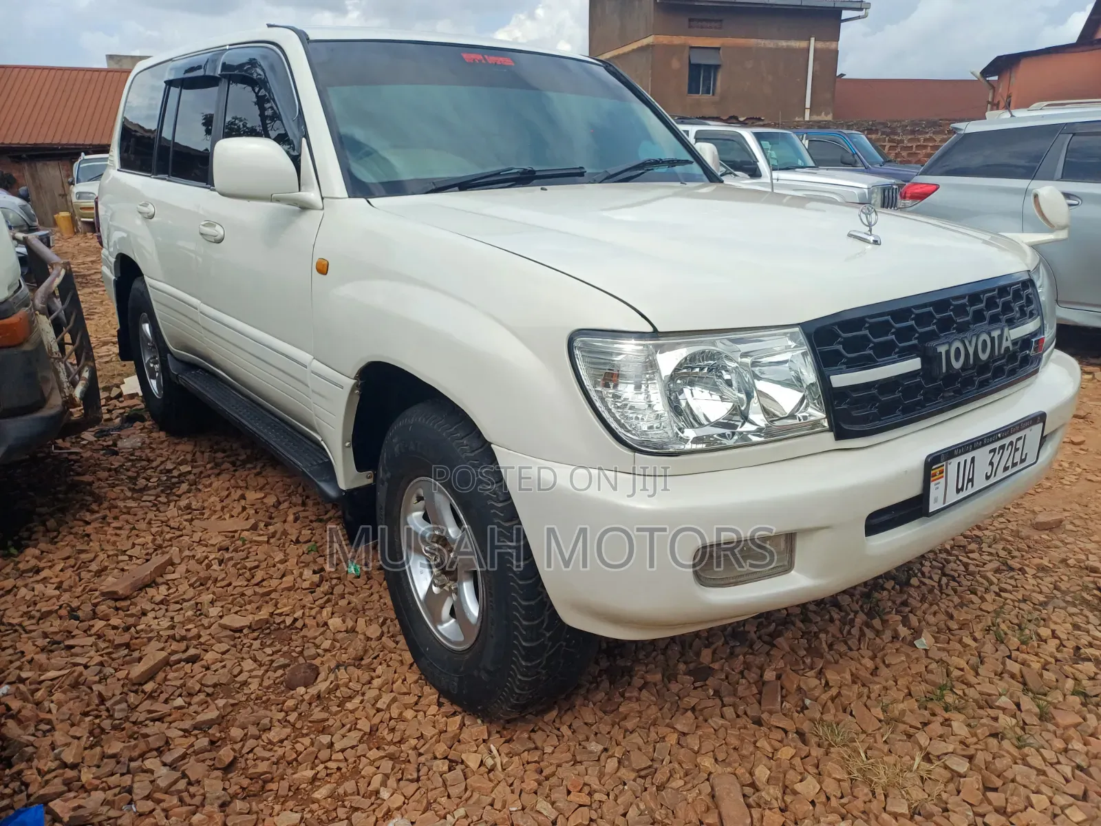 Toyota Land Cruiser Cygnus 4.7 2007 White